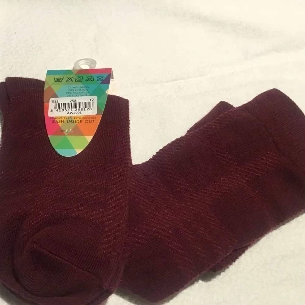 SALE. BUY 5/$10. NWT. Girls Knee Socks Size 12. Wine/Maroon